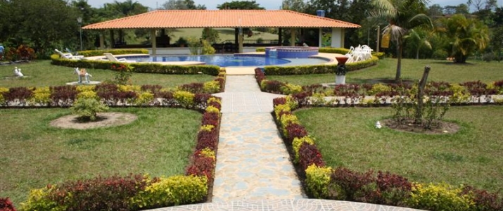Hotel Las Piramides